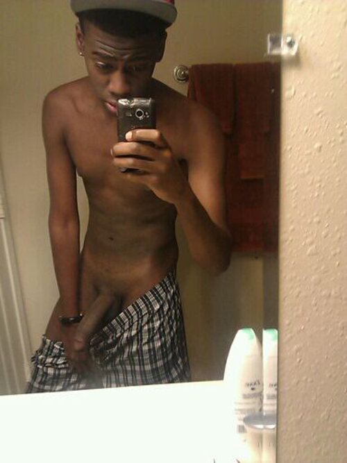 Henry - black teen dick selfie pics